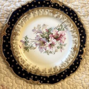 China cake plate